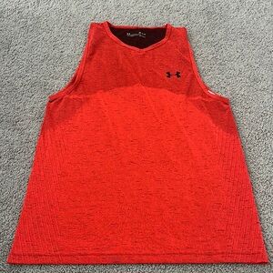 Men’s tank top workout shirt